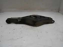 TOYOTA YARIS IV 4 Braccio di Controllo Posteriore Sinistro Destro 4873033160