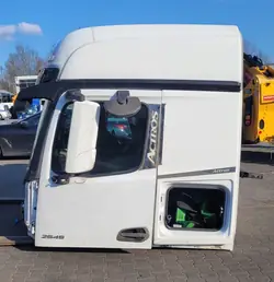 Mercedes-Benz OE Kabinenskelett & Türen - Gebraucht