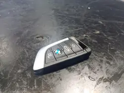 Llave BMW OEM Wrakowisko-28419- Estado usado
