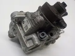 Brandstofpomp BMW 1 E87 2.0d N47 Bosch 7797874