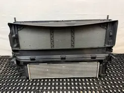 KOMPLET CHŁODNIC CHŁODNICE WENTYLATOR VOLVO XC40 II 1.5 T3 AUTOMAT 2017-