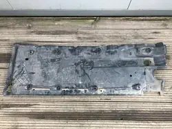 Höger Underredesskydd VW Golf VI 1K0825202AS