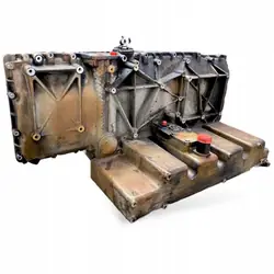 Carter d'huile MAN OEM 51058015820 - État utilisé