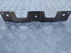 Kattoluukun kiinnike OEM 1533737 Scania R:lle