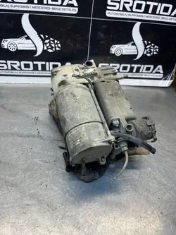 Mercedes E W211 Taka-ilmajousitus OEM 1082099