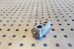 Ilmastointijäähdyttimen venttiili VW POLO 1.9L Diesel