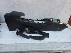 Hyundai I30 II 12-17 Schiebe-Armlehne mit Lüftung