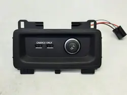 12V-uttag Audi A5 Sportback II OEM 8W0863324A