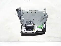Honda Civic VIII CD-vaihtaja OEM 39100SMGE516M1