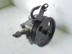 Bomba de direção assistida FORD FOCUS II