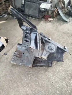 OEM 5G4809605 Vasen A/B-pylväs VW Golf VII 7:lle