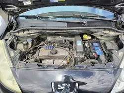 Peugeot 1007 04-09 Manuaalivaihteisto 1.4 Bensiini