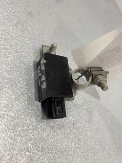 Pince pyrotechnique Subaru OEM FBZ18180 - Occasion