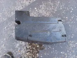 Kraftstoffpumpenabdeckung OEM LUK726 für Mercedes E W124
