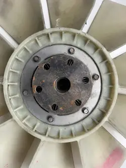 Ventilateur de radiateur OEM 22563035 L215405 Renault Volvo