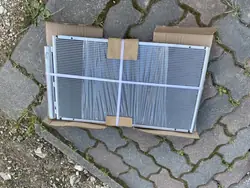 Ilmastointijäähdytin Toyota Prius II