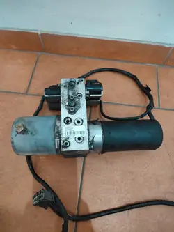 Pompe hydraulique toit Volvo C70 OEM 09466628 P156171600