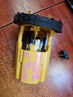 PEUGEOT 307 01-05 2.0 HDI Polttoainepumppu 1490373080