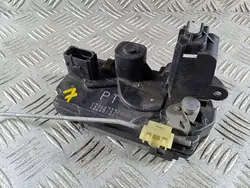 Bakre högra dörrlås Opel Zafira B