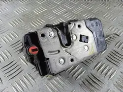 Serrure de porte arrière droite Opel Zafira B