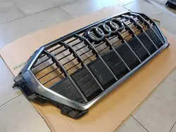 Grille moteur chromée AUDI Q3 83A OEM 83A853651E