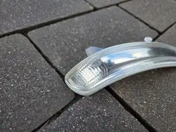 Pisca direito OEM 23962832 para Peugeot 208 I