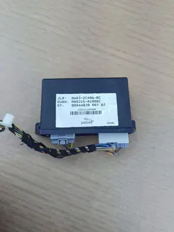 Module de frein à main Jaguar XF X250 OEM 8W83-2C496-BC