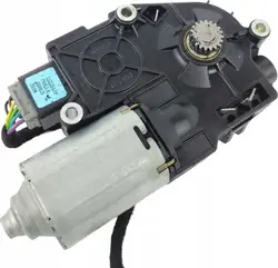 Mercedes W204 takluckemotor OEM 1717822 - Begagnad