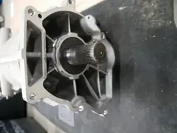 Boîte automatique BMW N47N X1 E84 GA8HP45Z 8609951