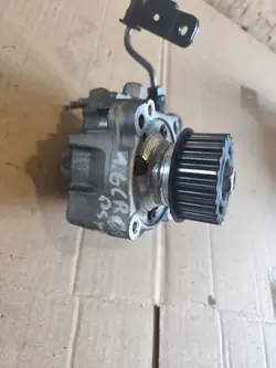 Pompe à injection Hyundai OE 33100-2U000 d'occasion
