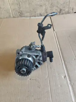 Pompe à injection Hyundai OE 33100-2U000 d'occasion
