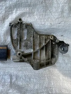 BMW OE 7585167 Kompressorhalterung
