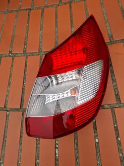 Lámpara Trasera Derecha Renault Scenic II 8200127702