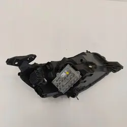 Réflecteur Peugeot 208 Gauche 9823194180