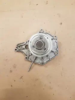 Audi 3.0 Vattenpump 06E121016C