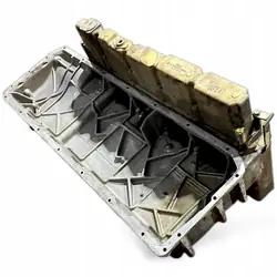 Carter d'huile MAN OEM 51058015690 - État utilisé