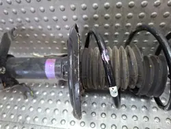Etujousi Oikea OEM S26309179 Renault Twingo