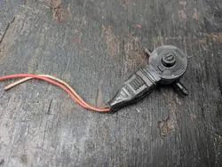 Válvula de vacío VW Golf OEM 171919825 - Usada