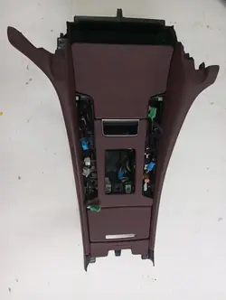 Middle Tunnel Citroen DS9