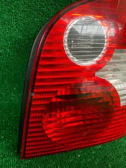 Rechtes Rücklicht Volkswagen Polo 9N 2002 OEM 6Q6945096B
