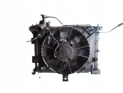 Vattenkylare med fläkt OEM 18234615715 Hyundai i30