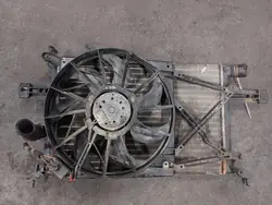 Radiador de Agua + Ventilador Zafira A 1.6 16V