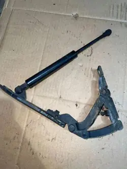 Vänster motorhuveskarv OEM 8402173 för BMW X5 E53 4.4L