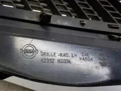 Grille gauche clignotant Nissan OE 62332 BG00A GRI
