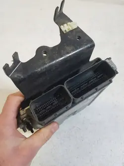Moottoritietokone OEM 0281030446 Land Rover Range Roverille