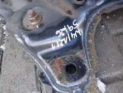Berço traverse OEM 62400-XXXX para Kia Venga 2010