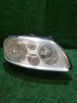 Oikea Etuvalo Volkswagen Touran 1 0301205202