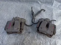 AUDI A8 D3 Takajarrusatula Oikea OEM 4E0615404B