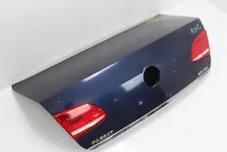 Takaluukku OEM 360213624 VW Passat B7 Sedanille