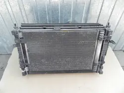 CITROEN C4 PICASSO II 2.0 BLUEHDI Ensemble Radiateur Ventilateur OEM